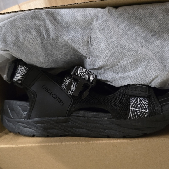 CAMEL CROWN Women's Hiking Sandals with Arch Support - Picture 2 of 10